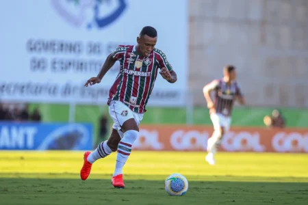 Titular do Fluminense chega ao fim na equipe, atuou contra o Athletico-PR.