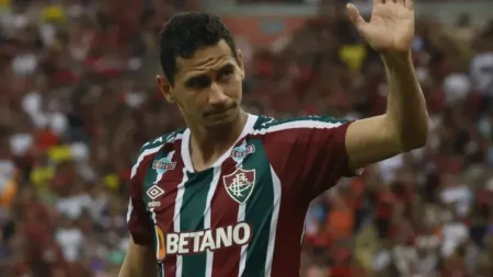 "Torcida louva Paulo Henrique Ganso após vitória do Fluminense: 'Se não fosse ele, estaríamos...' "