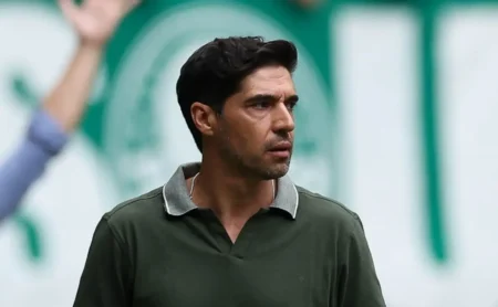 Abel Ferreira busca romper marcos e enfrentar desafio histórico no Palmeiras em 2025