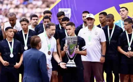Corinthians vai promover seis jovens jogadores após vice na Copa São Paulo de Futebol Júnior