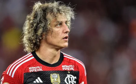 "David Luiz em 2025: A Aprovação dos Torcedores - Um Equipe com Caras Experientes"