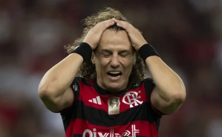 David Luiz no Grêmio: Concussão Europeia Causa Dúvida na Decisão do Ex-Jogador