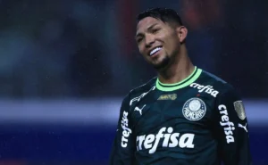 Empresário de Rony coloca Palmeiras em xeque e discute com o Santos, diz Jorge Nicola