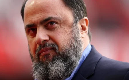 Evangelos Marinakis pode enviar proposta oficial ao Vasco pela obtenção do controle da equipe a partir do dia 20