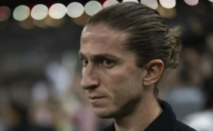 Filipe Luís critica escolha do Flamengo e desaponta com atacante em jogo contra o Volta Redonda