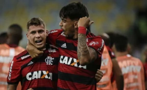 Flamengo coloca atacante japonês na mira de negociação milionária