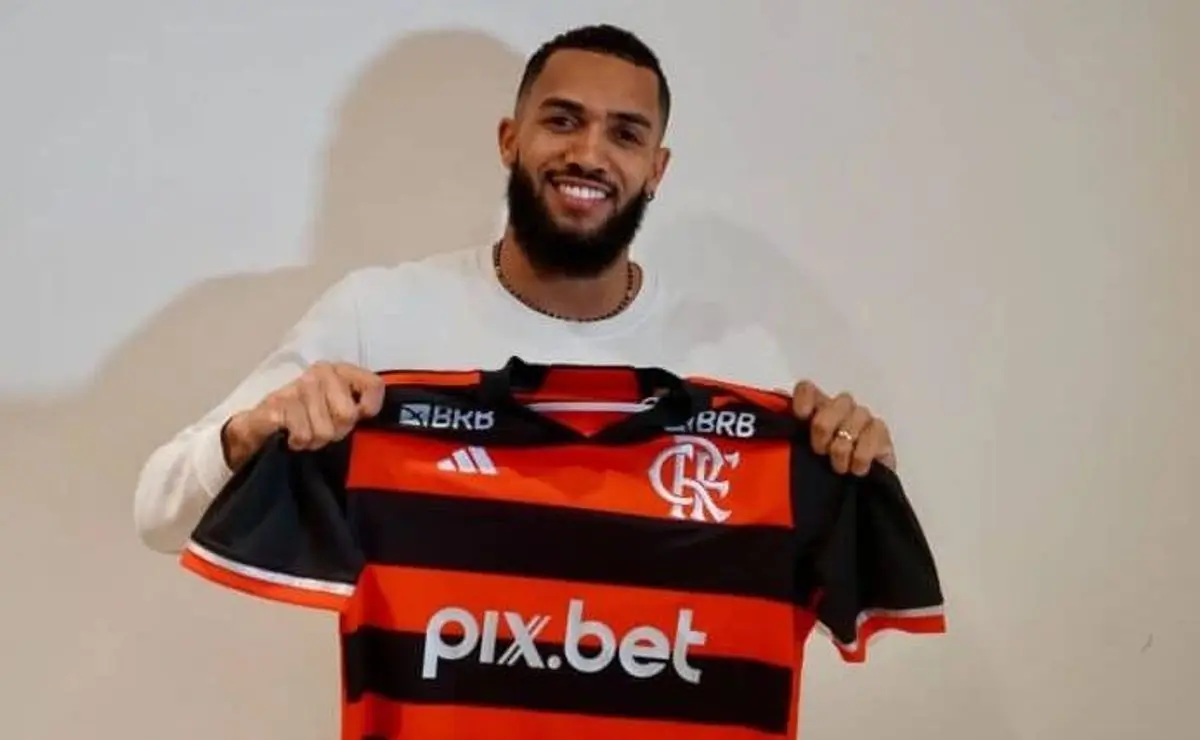 Flamengo confirma Juninho como novo jogador e anuncia sua camisa número 23