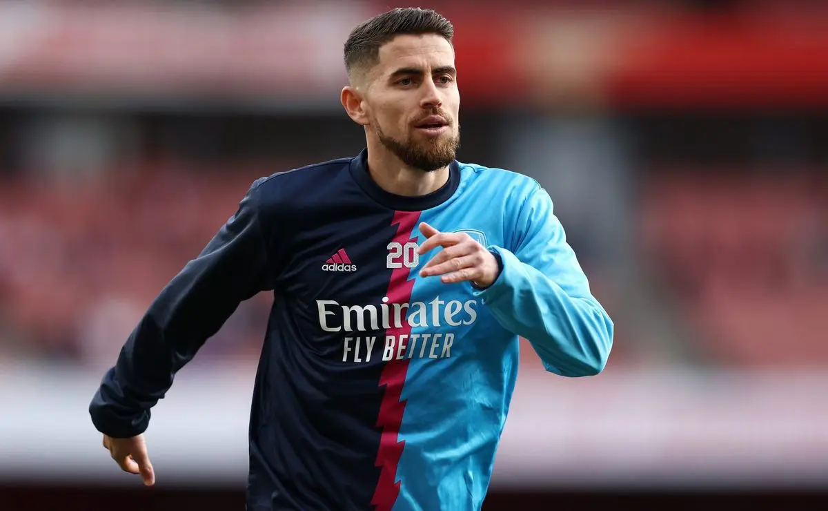 Flamengo finaliza negociações com Jorginho e aguarda decisão do Arsenal