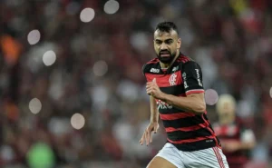 Flamengo libera Fabrício Bruno e define reforço imediato após aprovação de Filipe Luís