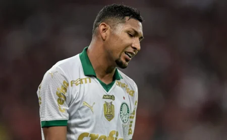 Fluminense Inverte na Busca por Atacante do Palmeiras Depois de Renovação de Rony