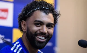 Gabigol justifica contratação e brilha em primeiro treino pelo Cruzeiro