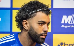 Gabigol se torna protagonista em seu primeiro mês com Diniz após primeiros treinamentos