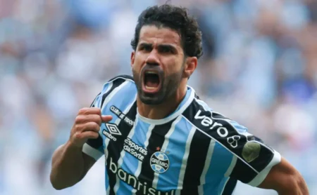 "Grêmio descarta reforço de Diego Costa após negociação salarial de R$ 950 mil"