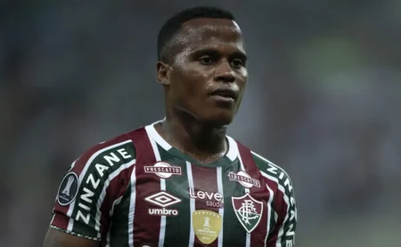 Jhon Arias pode fazer sua estreia no Campeonato Carioca em 2025 contra o Botafogo pelo Fluminense