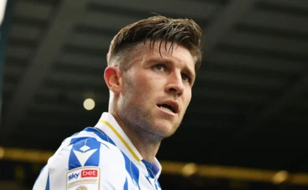 Josh Windass em negociação com o Santos: liberação imediata é o principal obstáculo