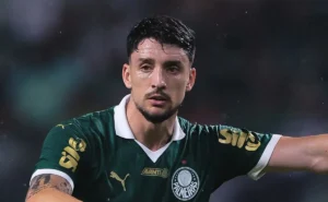 Lateral de Destaque: Quem Será o Novo Titular do Palmeiras?