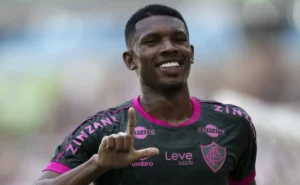 Lelê volta aos treinos e busca redenção no Campeonato Carioca do Fluminense