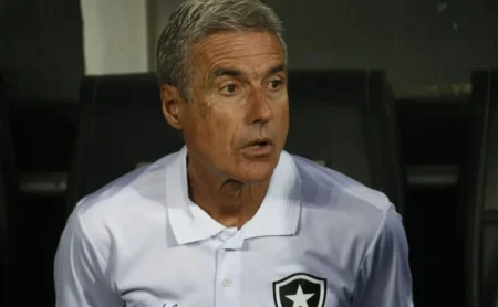 Luís Castro reforça chances de voltar ao Botafogo e substituir Artur Jorge: "Mais lúcido"