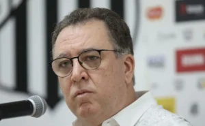 Marcelo Teixeira oferece R$ 31 milhões e Santos rejeita oferta por Niclas Eliasson