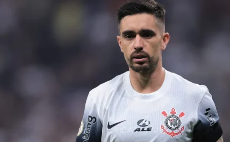 O Consenso em Torno de Coronado: “O Novo Craque” do Corinthians