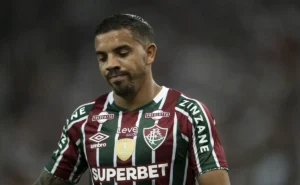 O Peñarol, do Uruguai, acerta empréstimo de Terans com o Fluminense