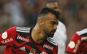 Oferta por Fabrício Bruno recusada: o Flamengo exige sua venda antes da transferência