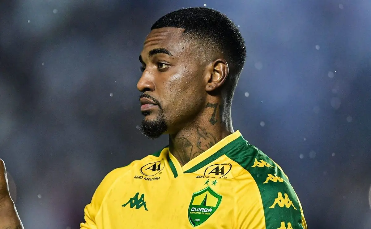 Olympiacos paga R$ 9 milhões para contratar Ramon