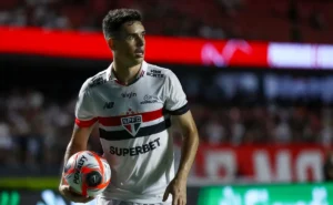 Pablo Maia e Oscar podem formar dupla de meio-campo no São Paulo