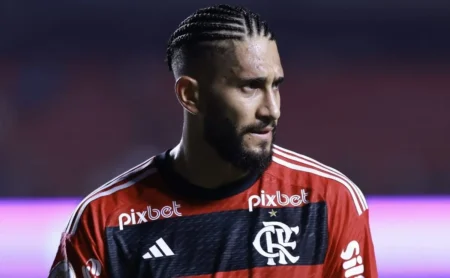 Pablo é criticado após falha e saída do Flamengo e reprovado no mercado de transferências com salário abaixo de R$ 700 mil.