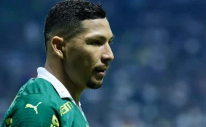 "Palmeiras aceita negociar Rony, mas exige uma condição inédita"