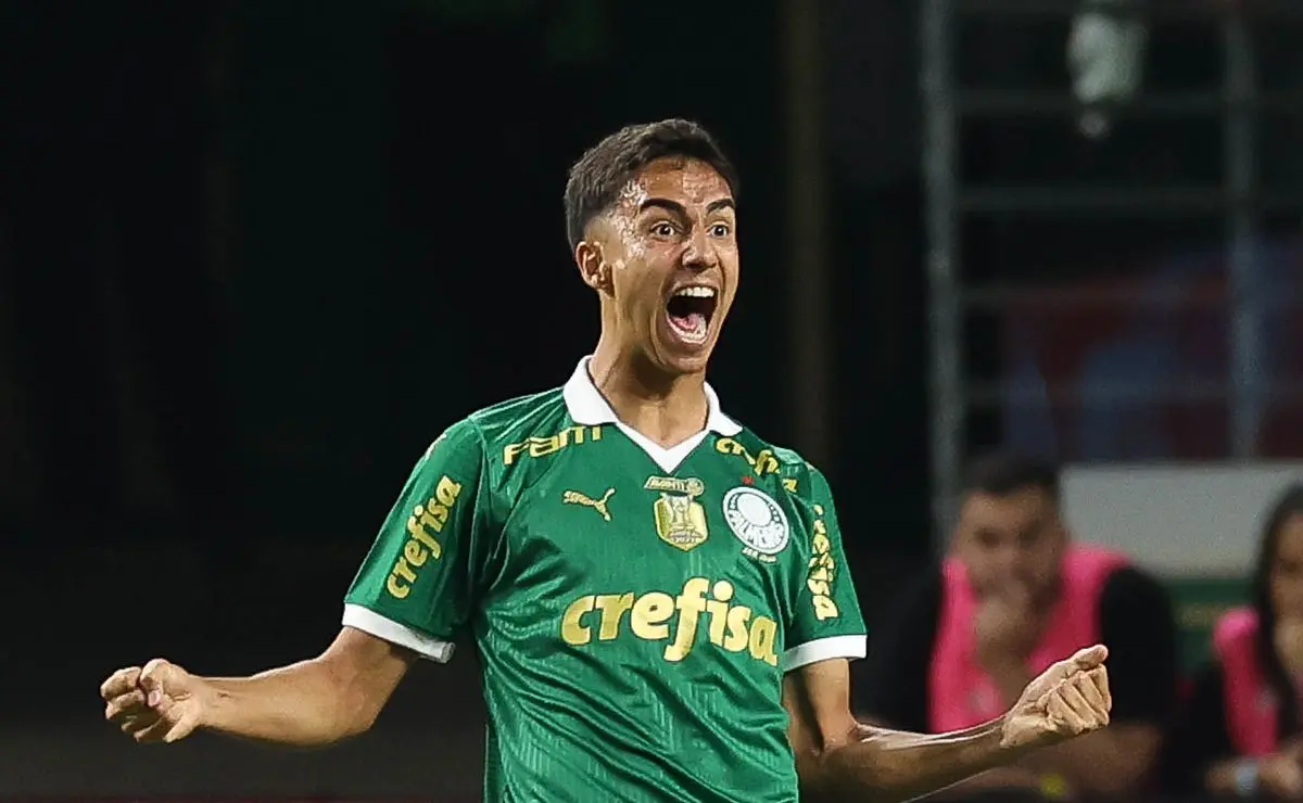 Palmeiras confirma venda de Vitor Reis para o Manchester City por R$ 220 milhões