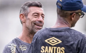 Pedro Caixinha aprova Deivid e Chelsea não quer liberar o atacante