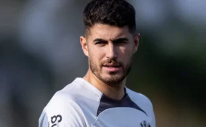 Pedro Raul admite inspiração de Romero em gol de virada pelo Corinthians