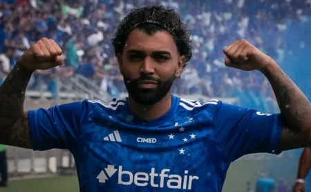 Rivaldo analisa a oportunidade do Léo Gabigol no Cruzeiro e prevê o desempenho da Raposa em 2025