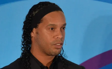 Ronaldinho Gaúcho lembra do esforço do Internacional em conquistar o título mundial e admite: "Para mim doeu não ver o time vencer"