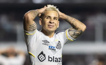 Santos busca recuperar o carinho de Soteldo nos gramados em 2025