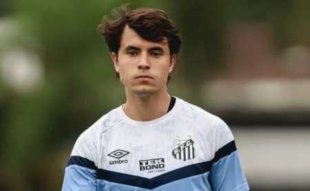 Santos oferece Zanocelo em troca de contratação de Lucas Evangelista para o Red Bull Bragantino