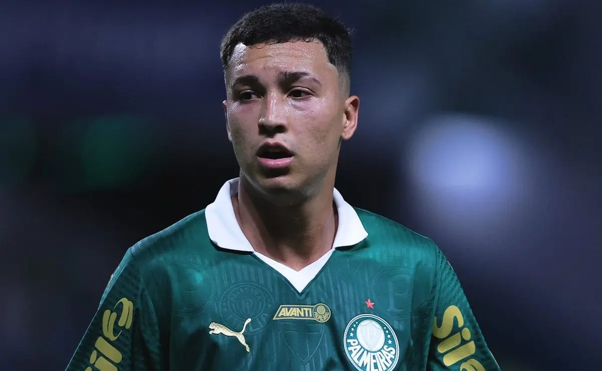 Thalys decide o jogo e 'rouba a cena' em estreia de Facundo Torres pelo Palmeiras