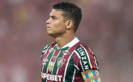 Thiago Silva e mais um jogador surgem como novidades para Fluminense em jogo contra o Madureira