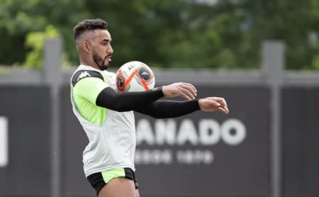 Tocha da Torcida pede Payet como titular do Vasco para confronto contra o Madureira!