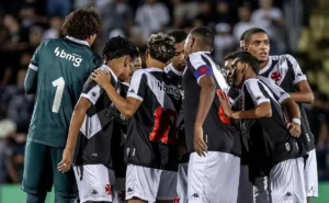 Vasco Perde para o Corinthians na Copa do Brasil Sub-20, Mas a Base é Liderada e elogiada pela torcida: "Jogaram muito"