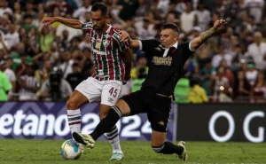 Vasco enfrenta Fluminense pelo Campeonato Carioca no Estádio Nacional de Brasília, conhecido como Mané Garrincha