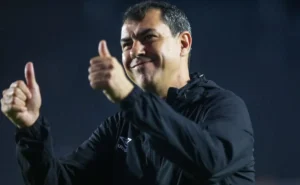 Vasco não para frente a Balbuena e Carille pode receber mais um zagueiro de nível Seleção Brasileira