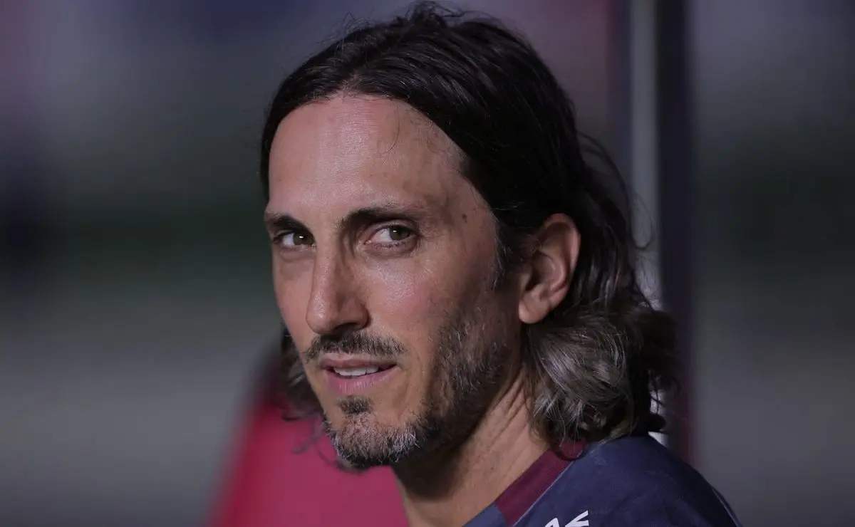 Zubeldía envolvido em clássico antes de Santos x São Paulo pelo Paulistão