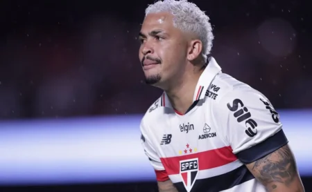 "Ídolo do São Paulo é comparado ao jovem Luciano"