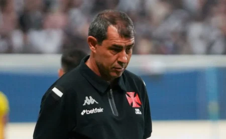 Atitude de Carla revelada quando desafiada sobre o clássico Vasco x Fluminense é inegável.
