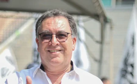 Corinthians Finaliza Negociação de Transferência de João Schmidt com Marcelo Teixeira