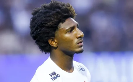 Corinthians e a Bola de Ouro: Talles Magno fala sobre a expectativa do time para a Libertadores.