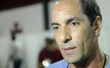 Edmundo faz críticas à dupla Jean David e +1 do Vasco e alerta Pedrinho: "Na minha opinião"