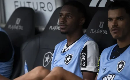 Ex-Botafogo: Rafael pede a Jeffinho para 'escutar e filtar' após polêmica